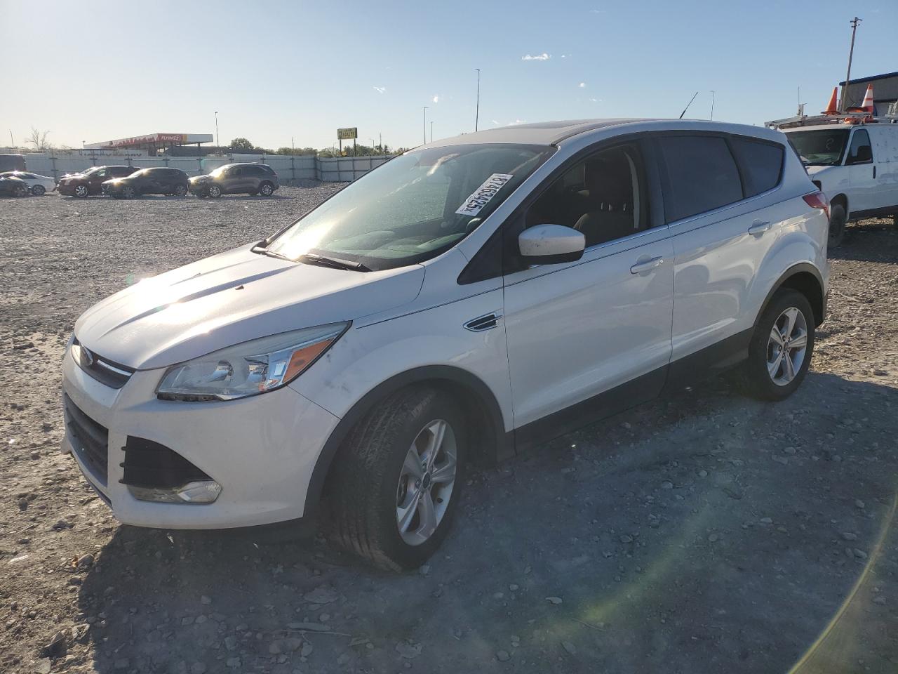FORD ESCAPE SE