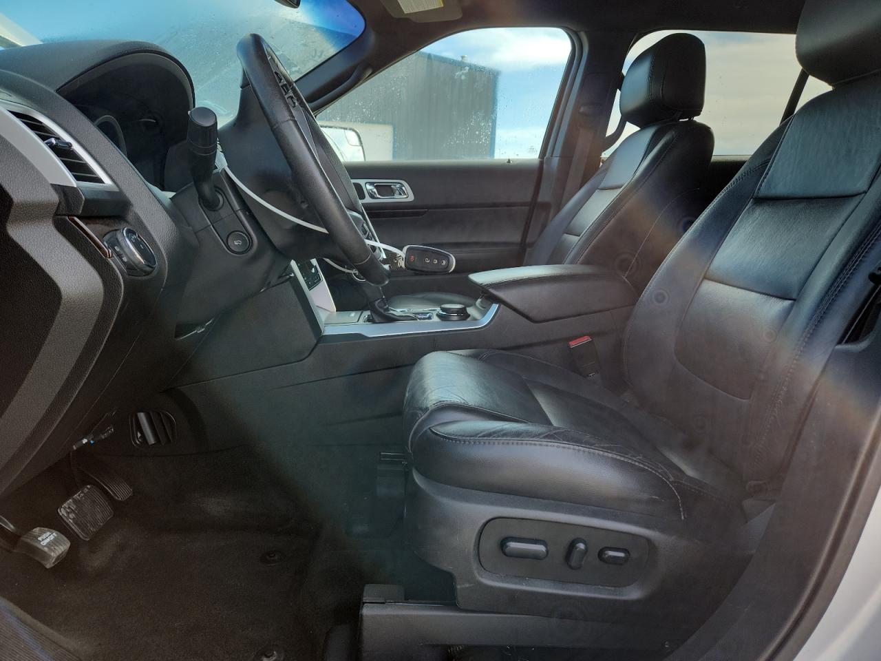 FORD EXPLORER LIMITED