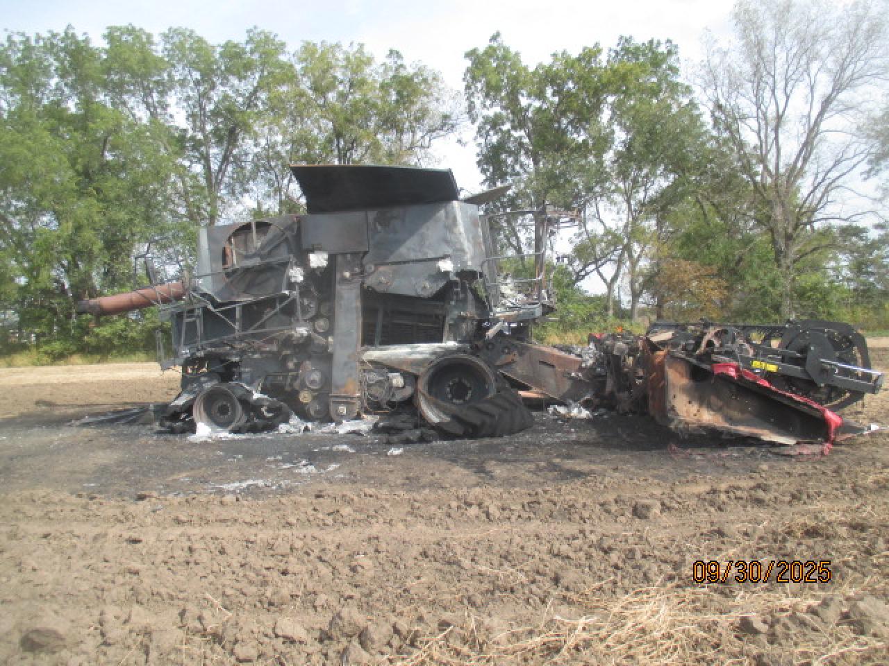 Lot #3271615361 2014 MACD COMBINEHEA