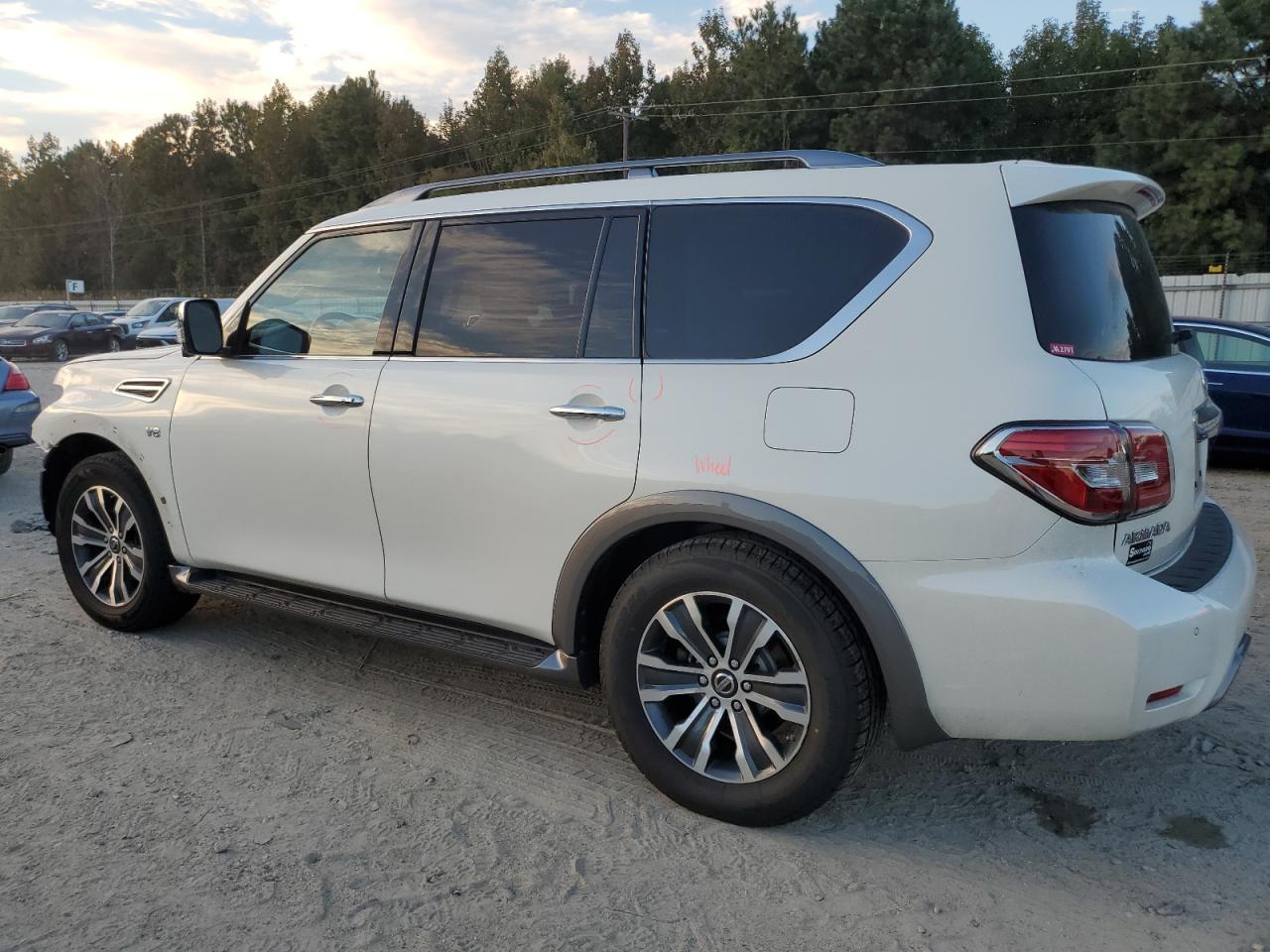 NISSAN ARMADA SV
