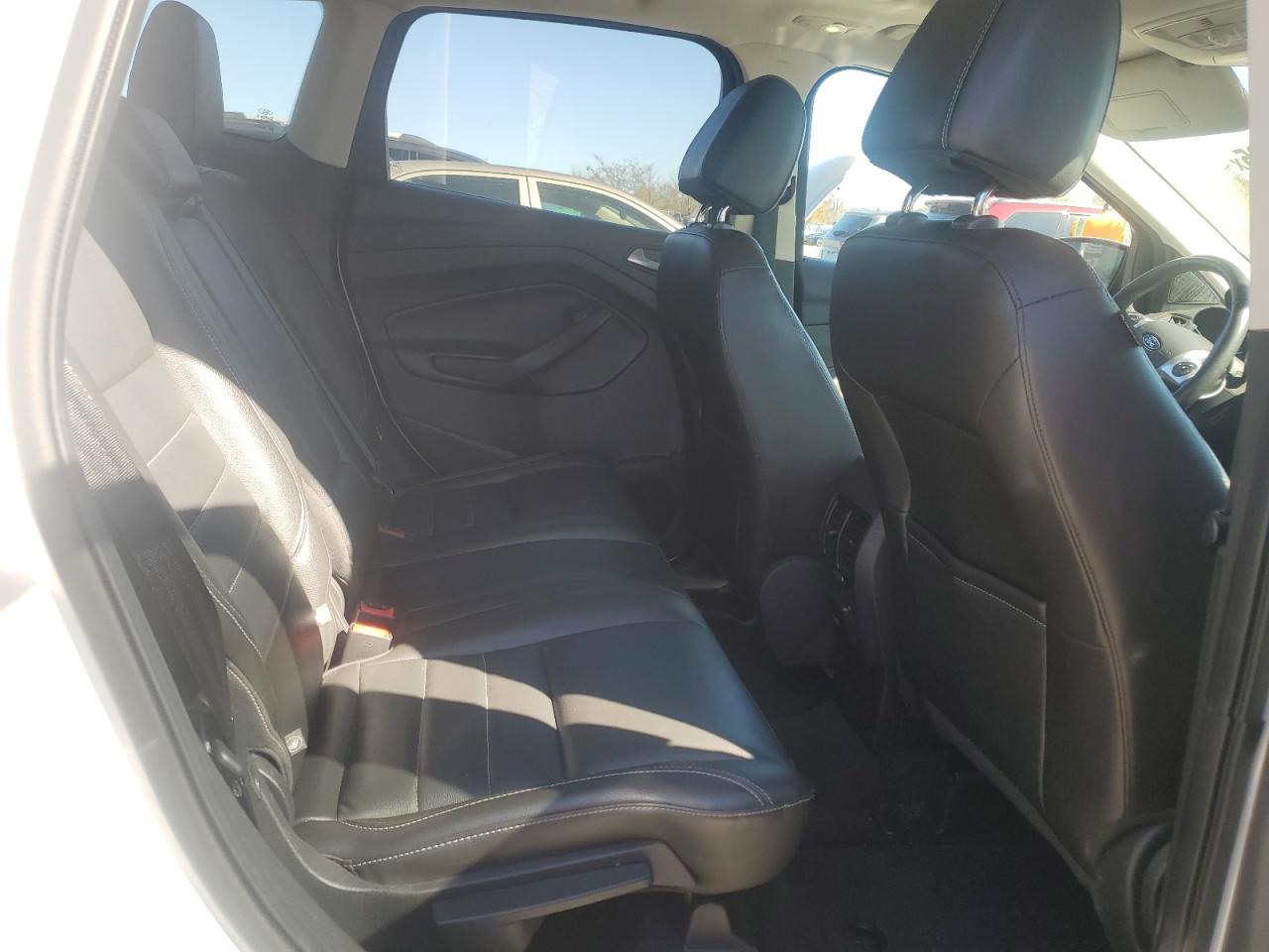 FORD ESCAPE TITANIUM