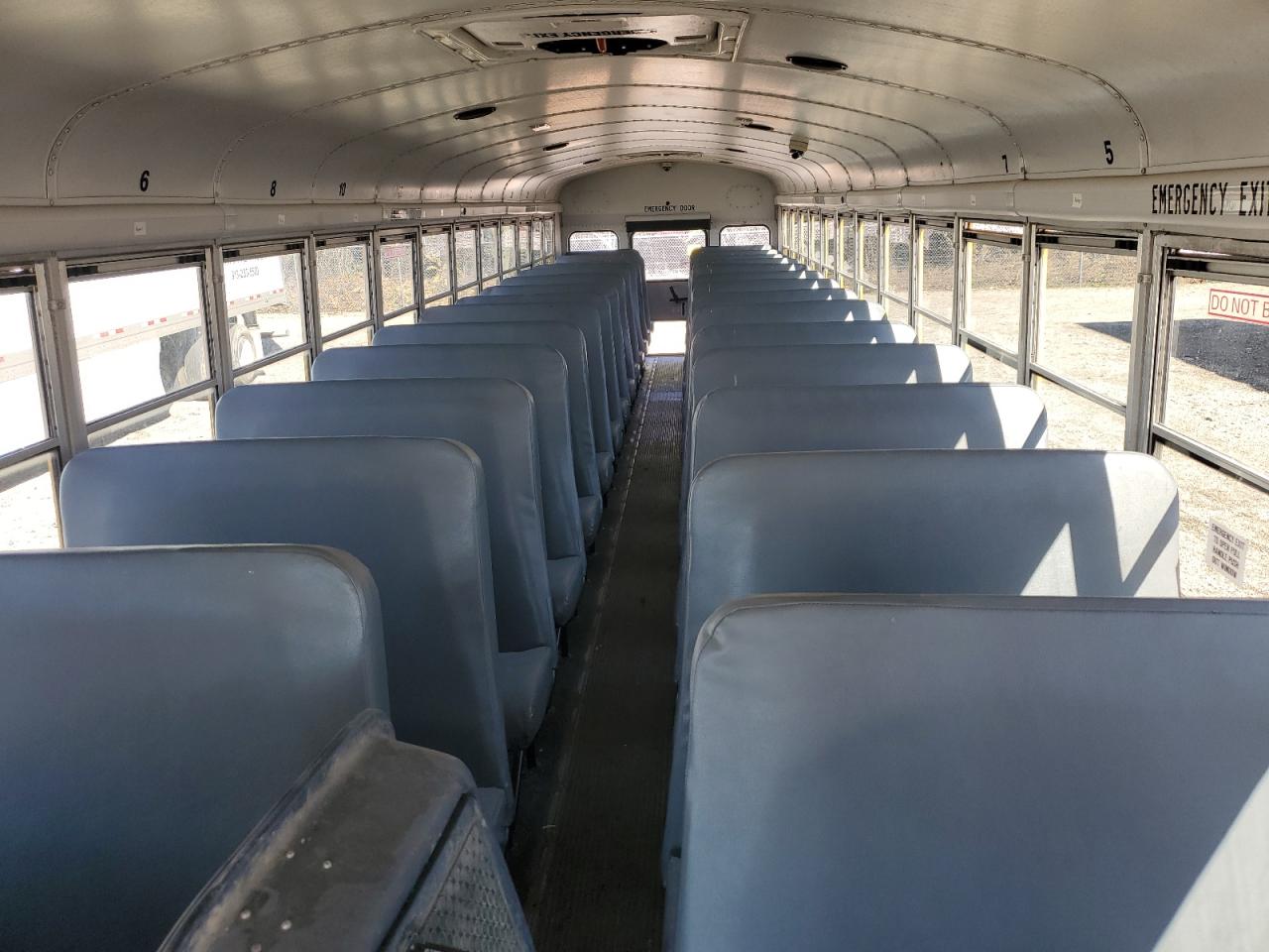 Lot #3280285966 2011 THOMAS SAF-T-LINER HDX