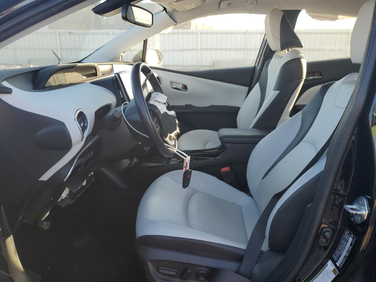 TOYOTA PRIUS NIGHT SHADE