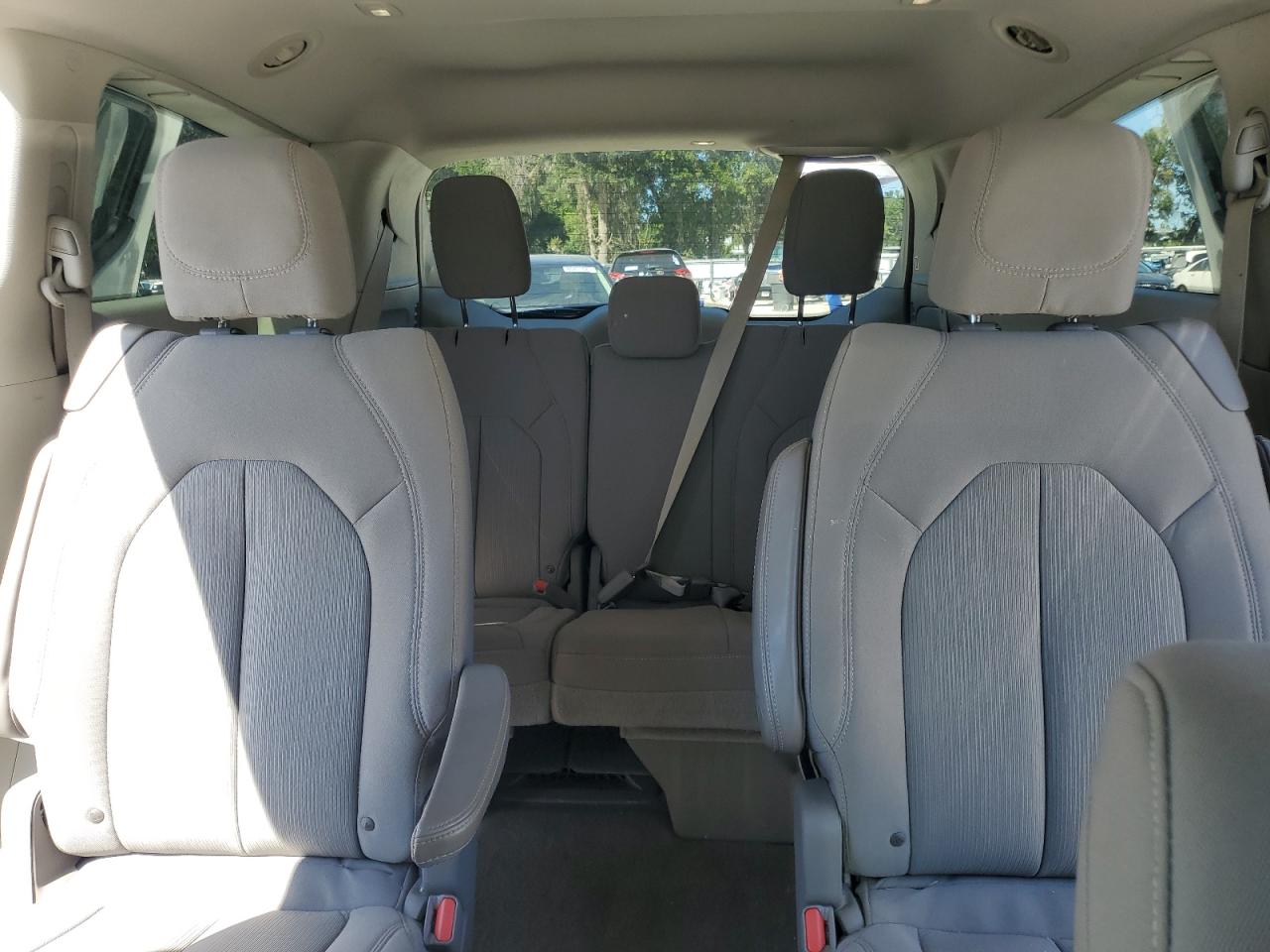 CHRYSLER PACIFICA TOURING PLUS