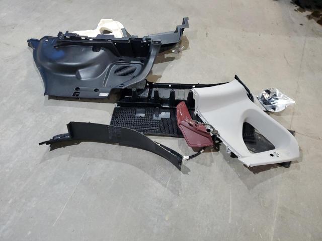 2015 TOYOTA RAV4 LE 2T3BFREV8FW313768