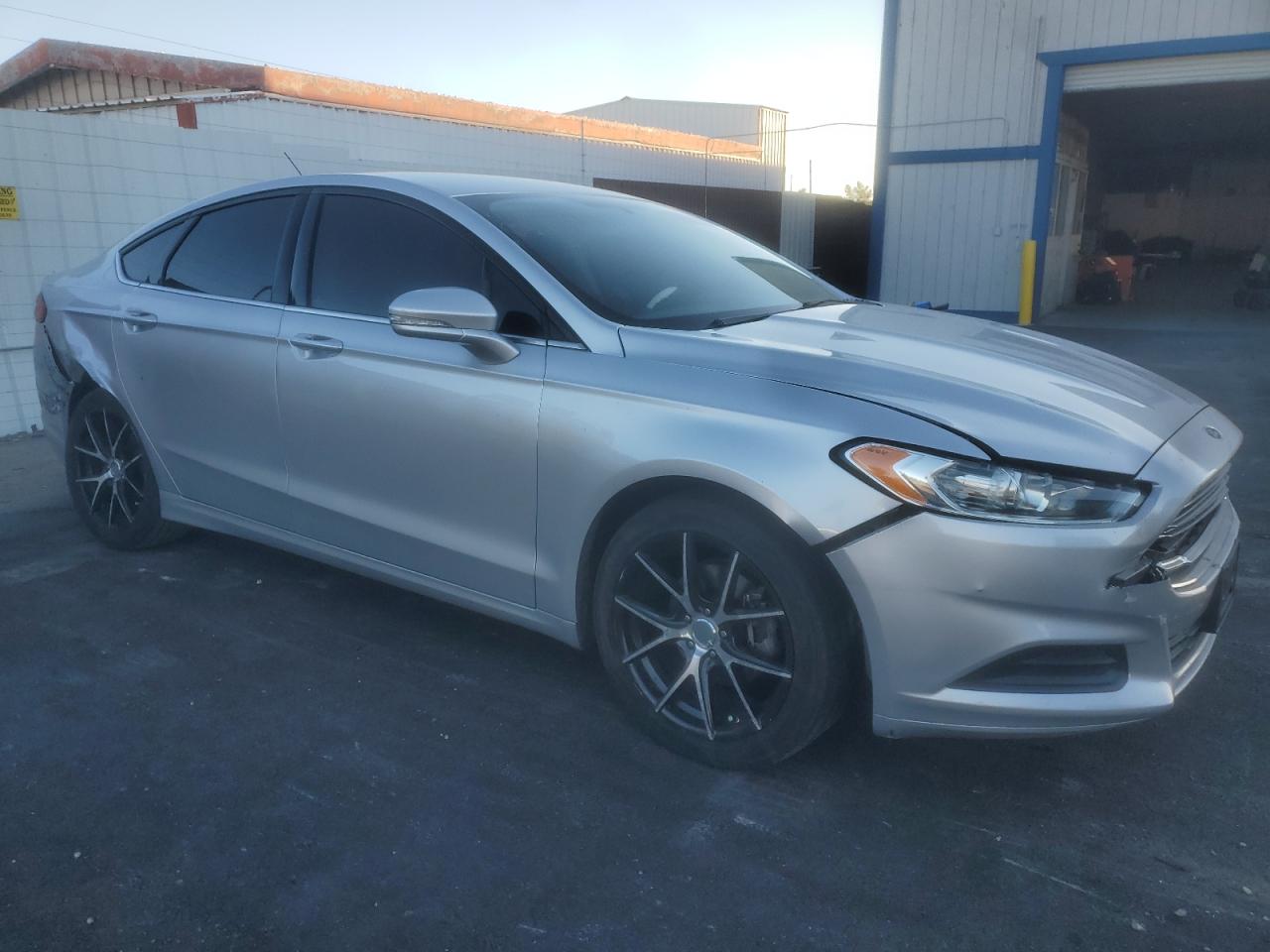 FORD FUSION SE