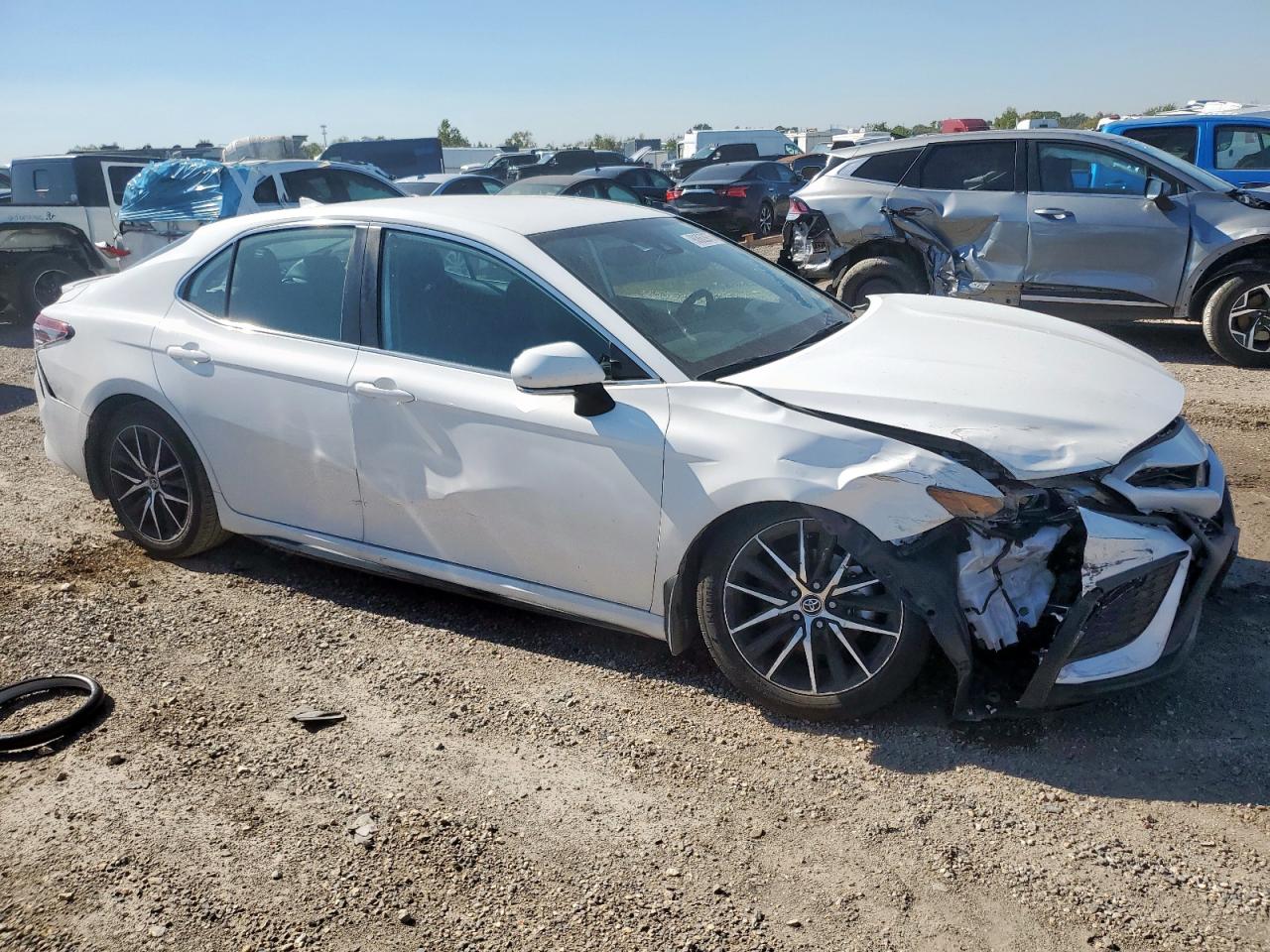 TOYOTA CAMRY SE NIGHT SHADE