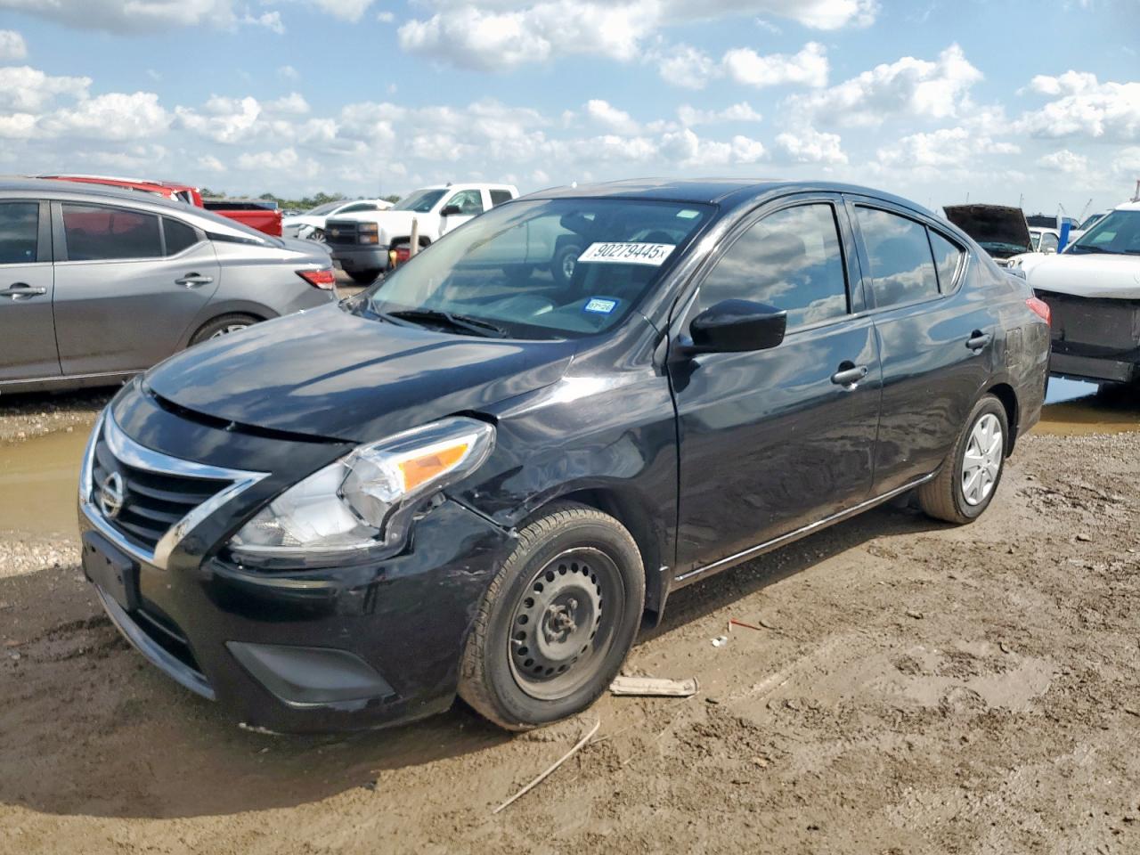 NISSAN VERSA S