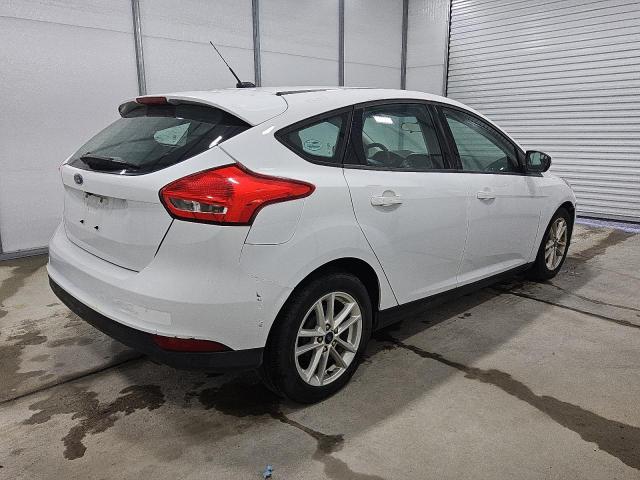 2017 FORD FOCUS SE - 1FADP3K22HL201394