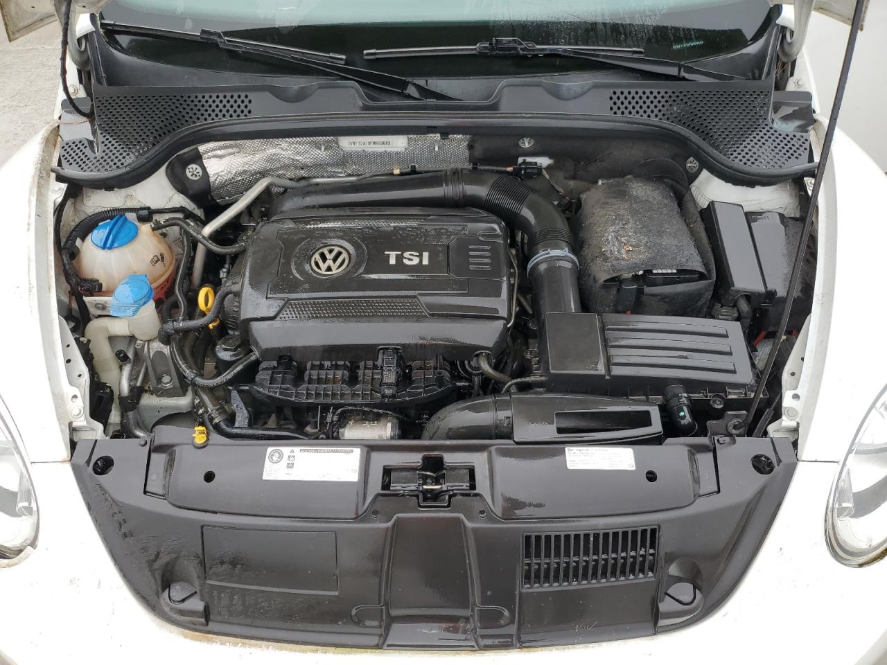 VOLKSWAGEN BEETLE 1.8T