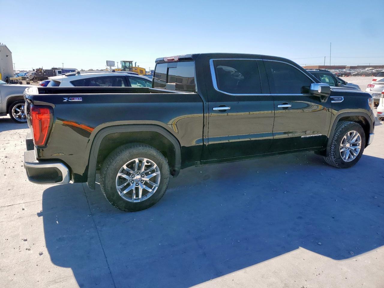 GMC SIERRA K1500 SLT