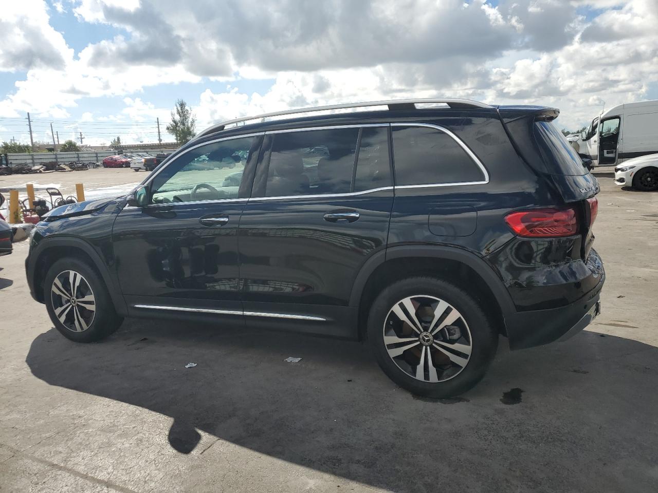 MERCEDES-BENZ GLB-CLASS 250 4MATIC