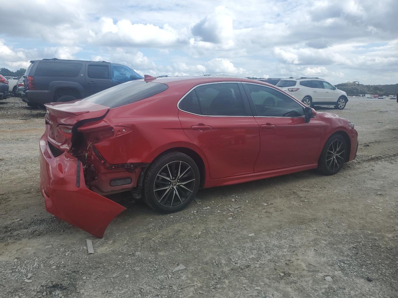 TOYOTA CAMRY SE NIGHT SHADE