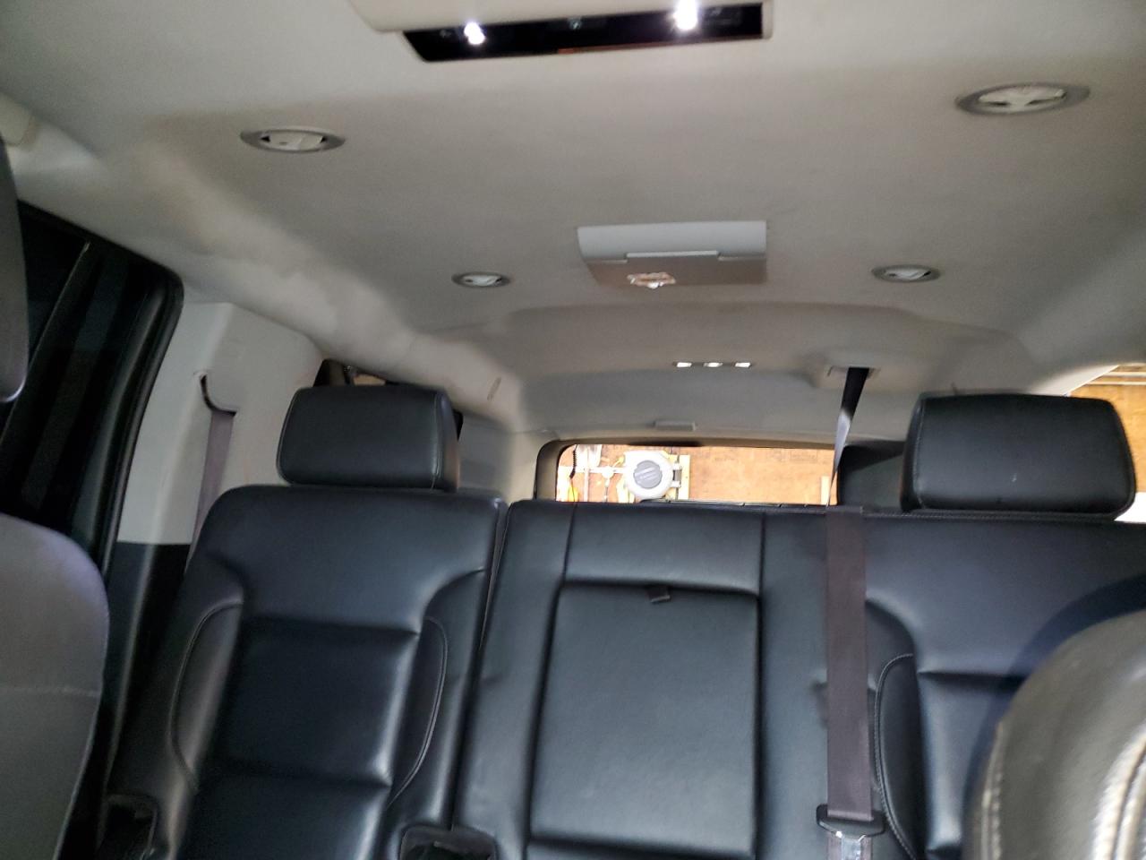 CHEVROLET SUBURBAN K1500 LT