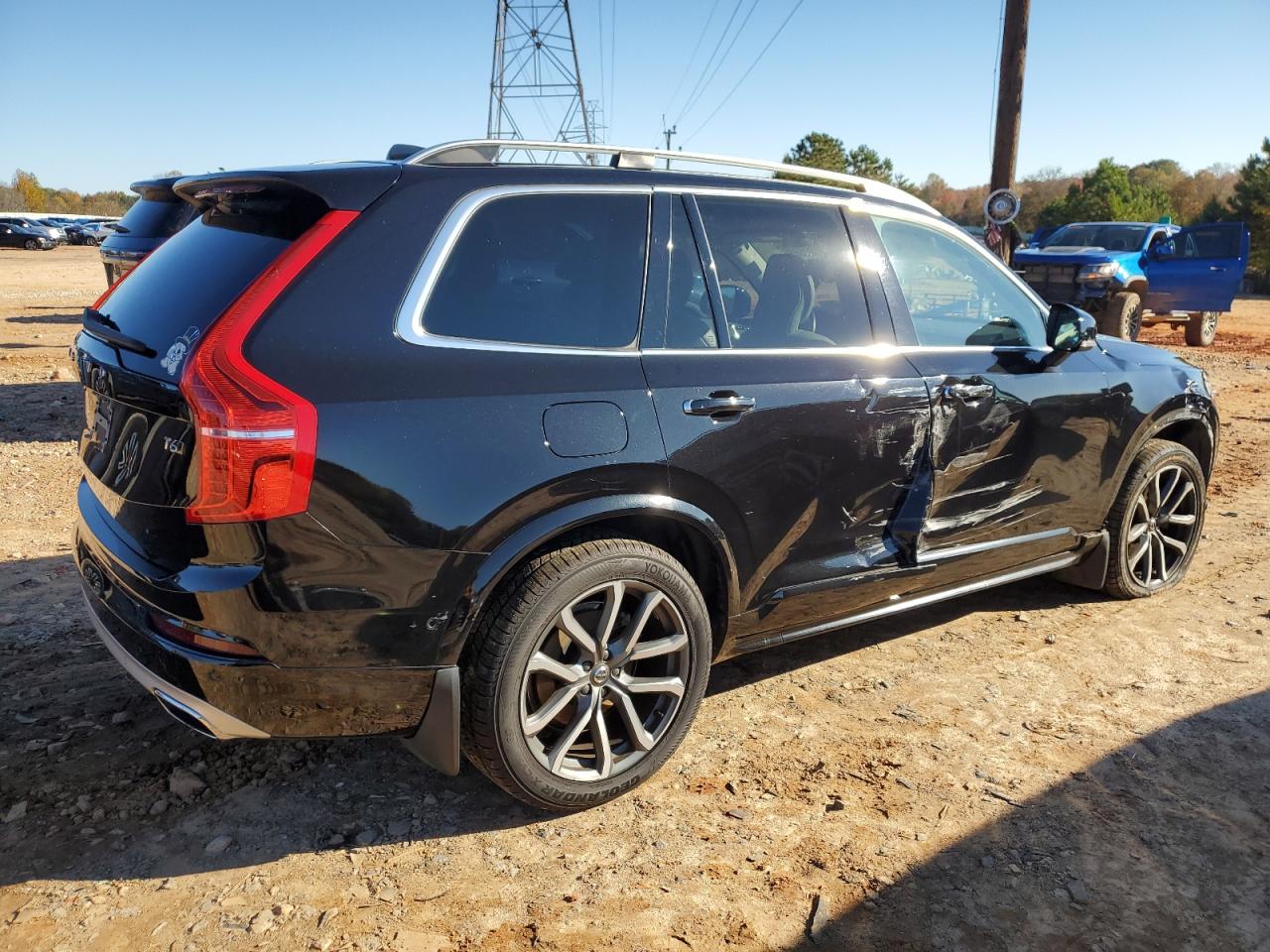 VOLVO XC90 T6 MOMENTUM