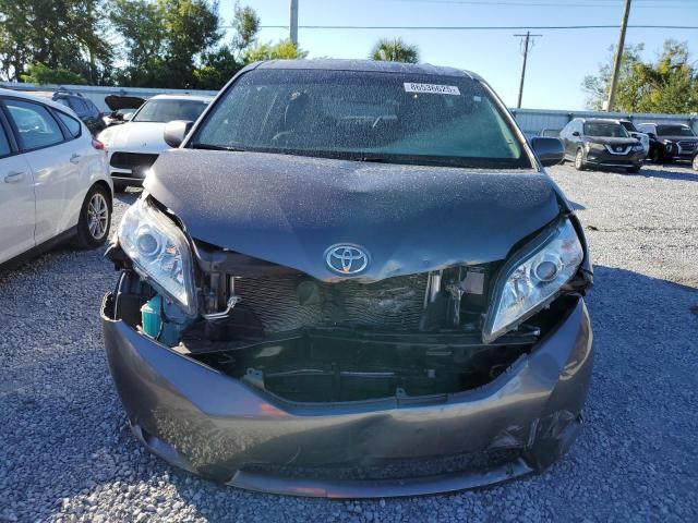 2015 TOYOTA SIENNA XLE 5TDYK3DC2FS618302