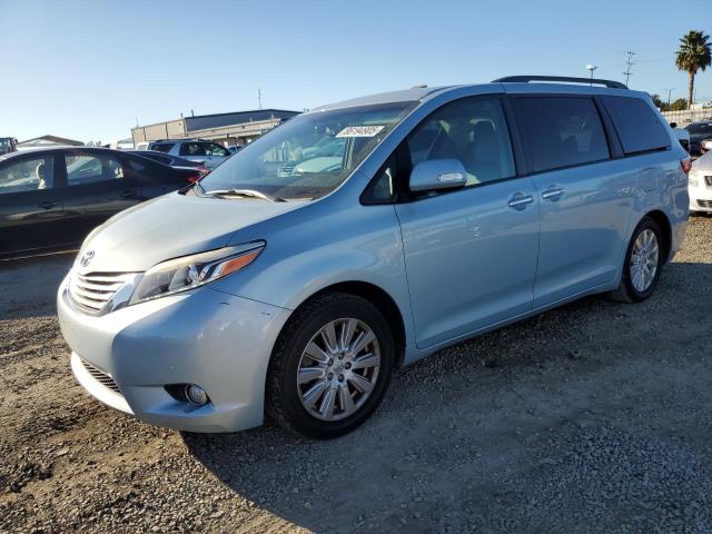 Global Auto Auctions: 2017 TOYOTA SIENNA XLE