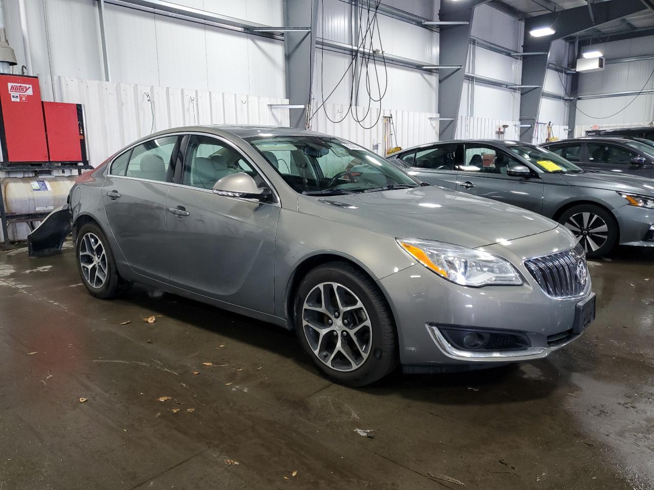 BUICK REGAL SPORT TOURING