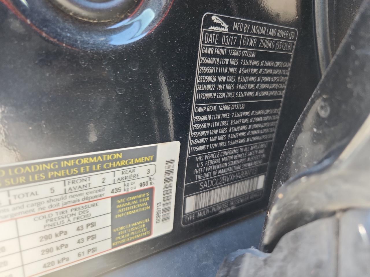 JAGUAR F-PACE R - SPORT