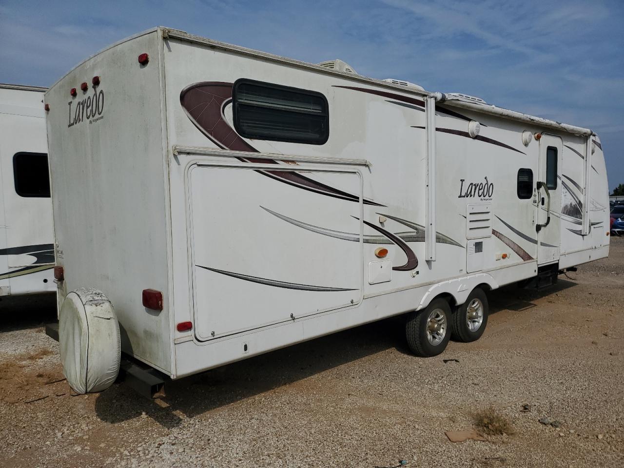 Lot #3284094656 2010 KEYSTONE LAREDO