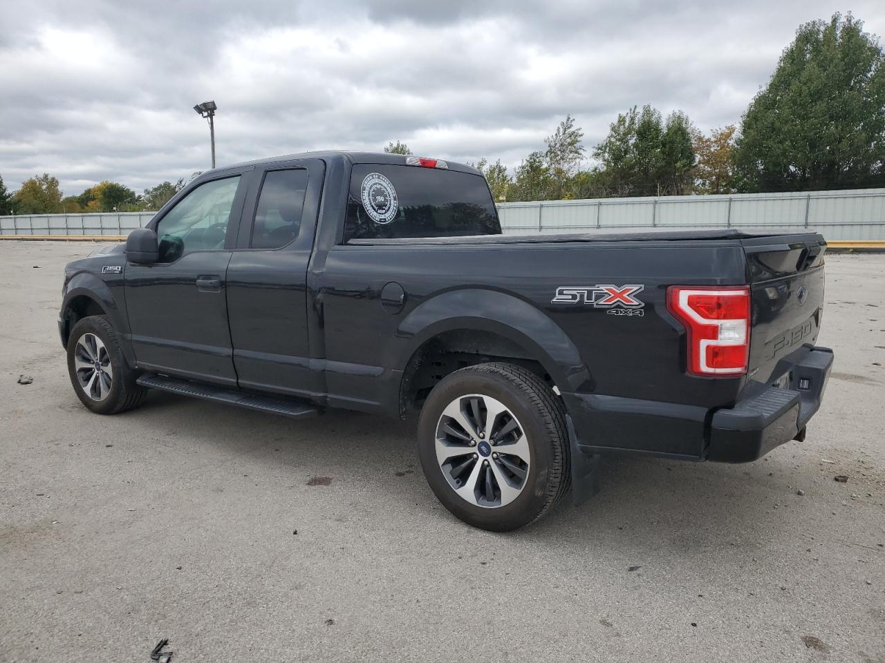 FORD F-150 SUPER CAB