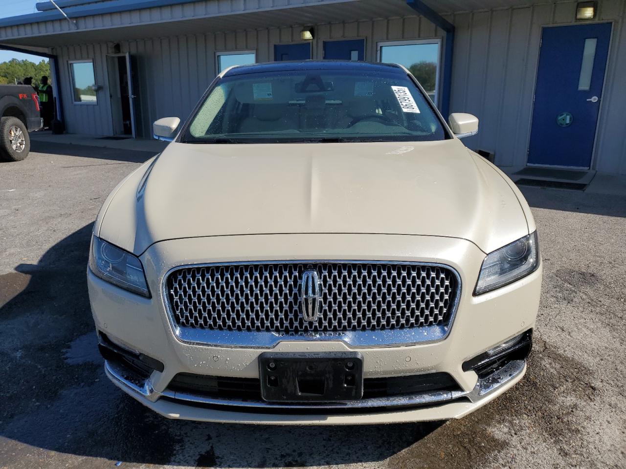 LINCOLN CONTINENTAL RESERVE