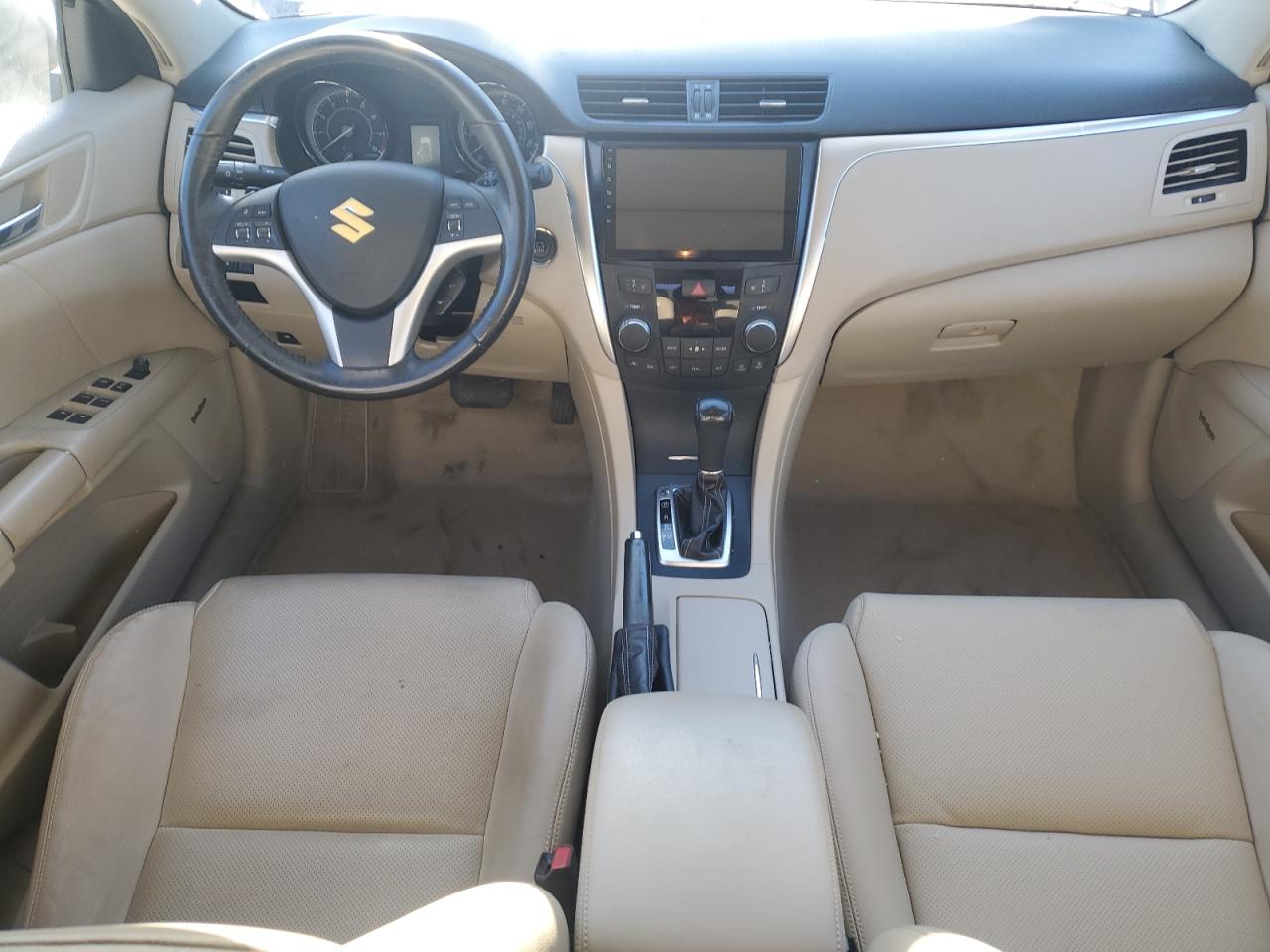 SUZUKI KIZASHI SPORT SLS