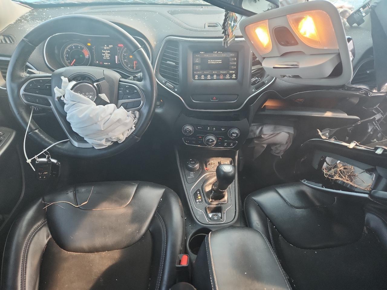 JEEP GRAND CHEROKEE LATITUDE PLUS