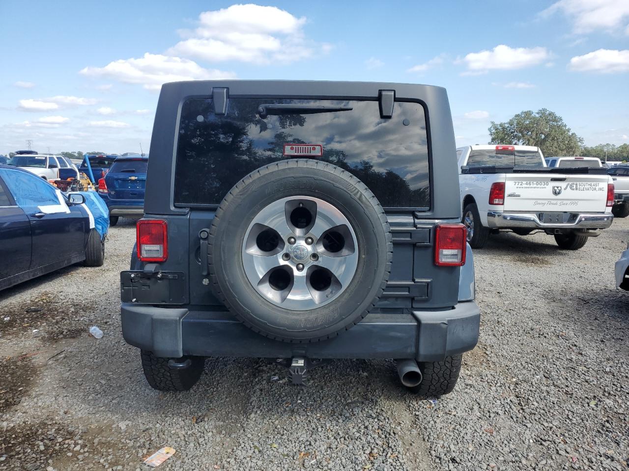 JEEP WRANGLER SAHARA