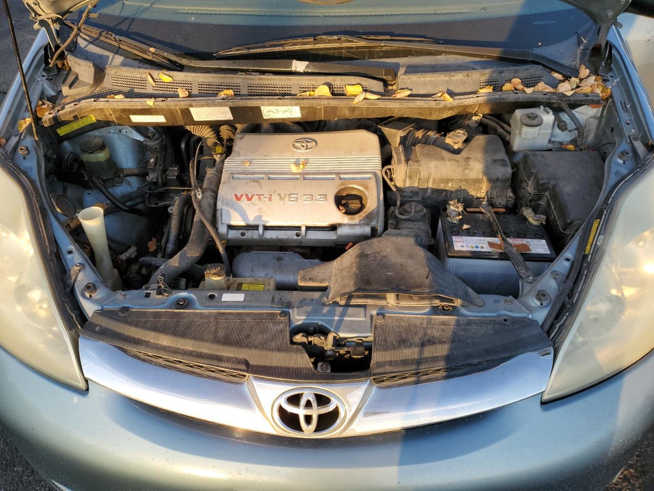 Lot #3273799349 2006 TOYOTA SIENNA XLE