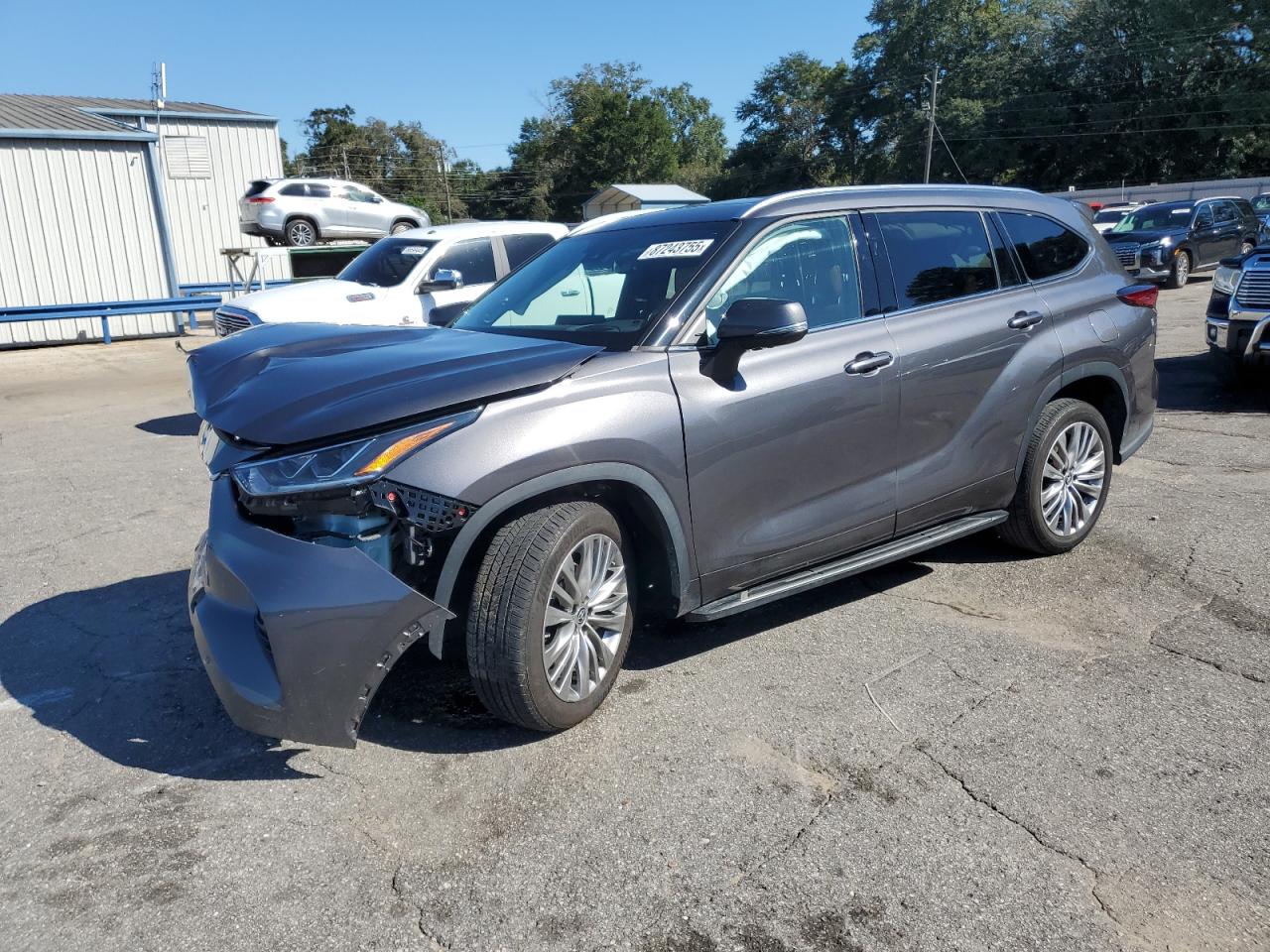 TOYOTA HIGHLANDER PLATINUM