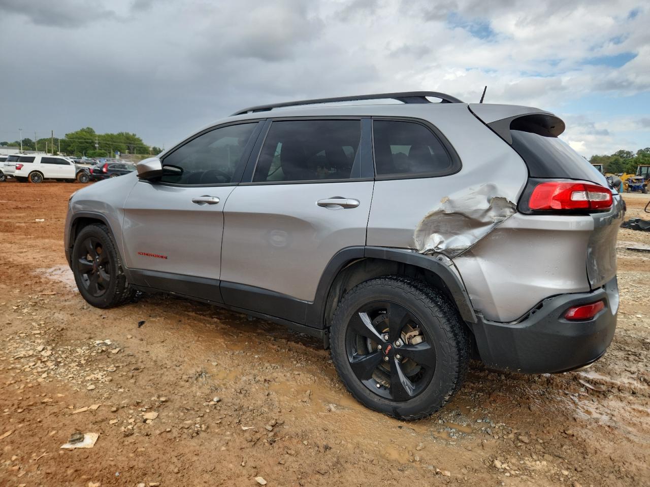 JEEP GRAND CHEROKEE LATITUDE