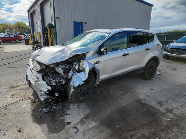 Global Auto Auctions: 2017 FORD ESCAPE SE