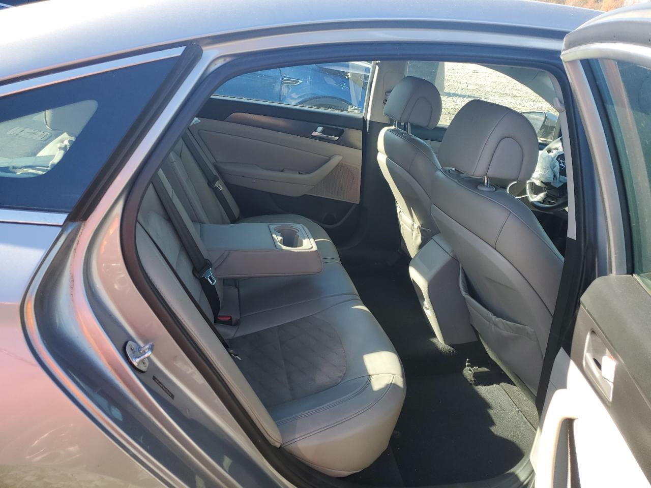 HYUNDAI SONATA SPORT