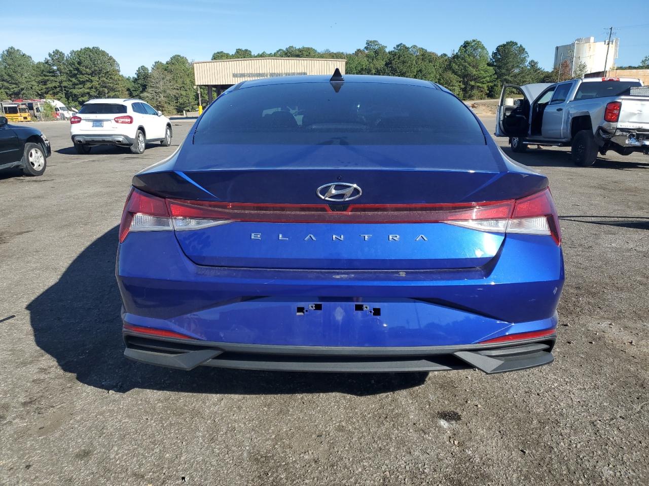 HYUNDAI ELANTRA SEL