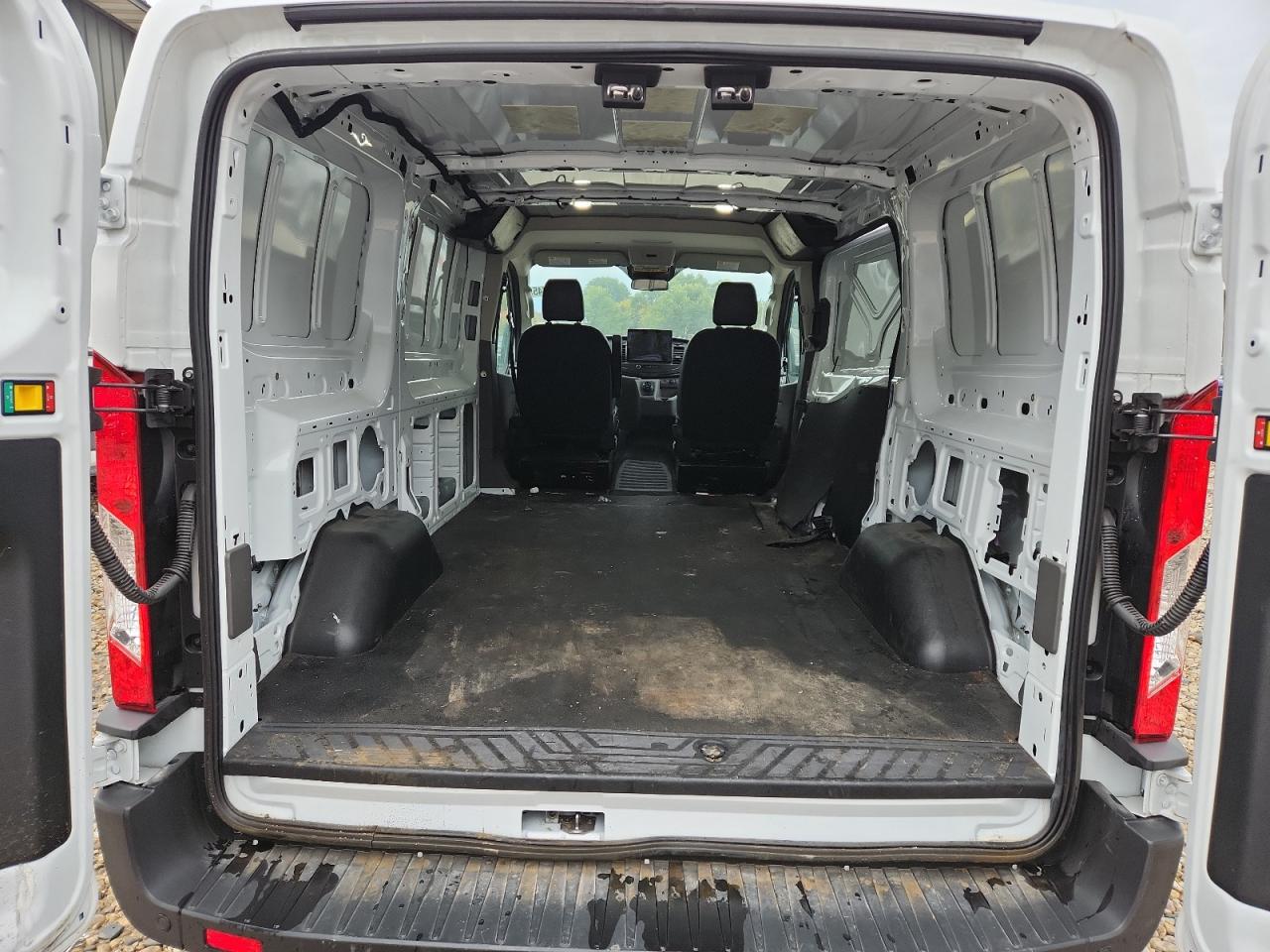 FORD E-TRANSIT T-350