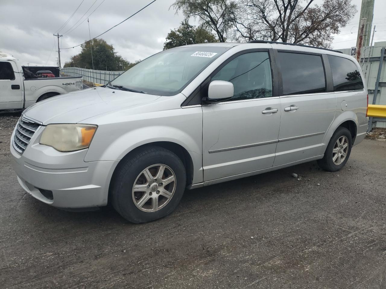 CHRYSLER TOWN & COUNTRY TOURING