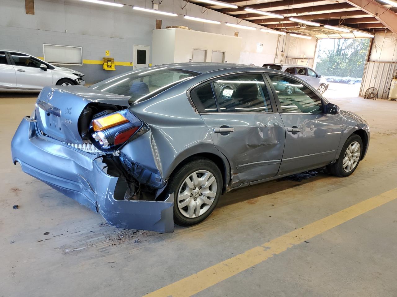 NISSAN ALTIMA BASE