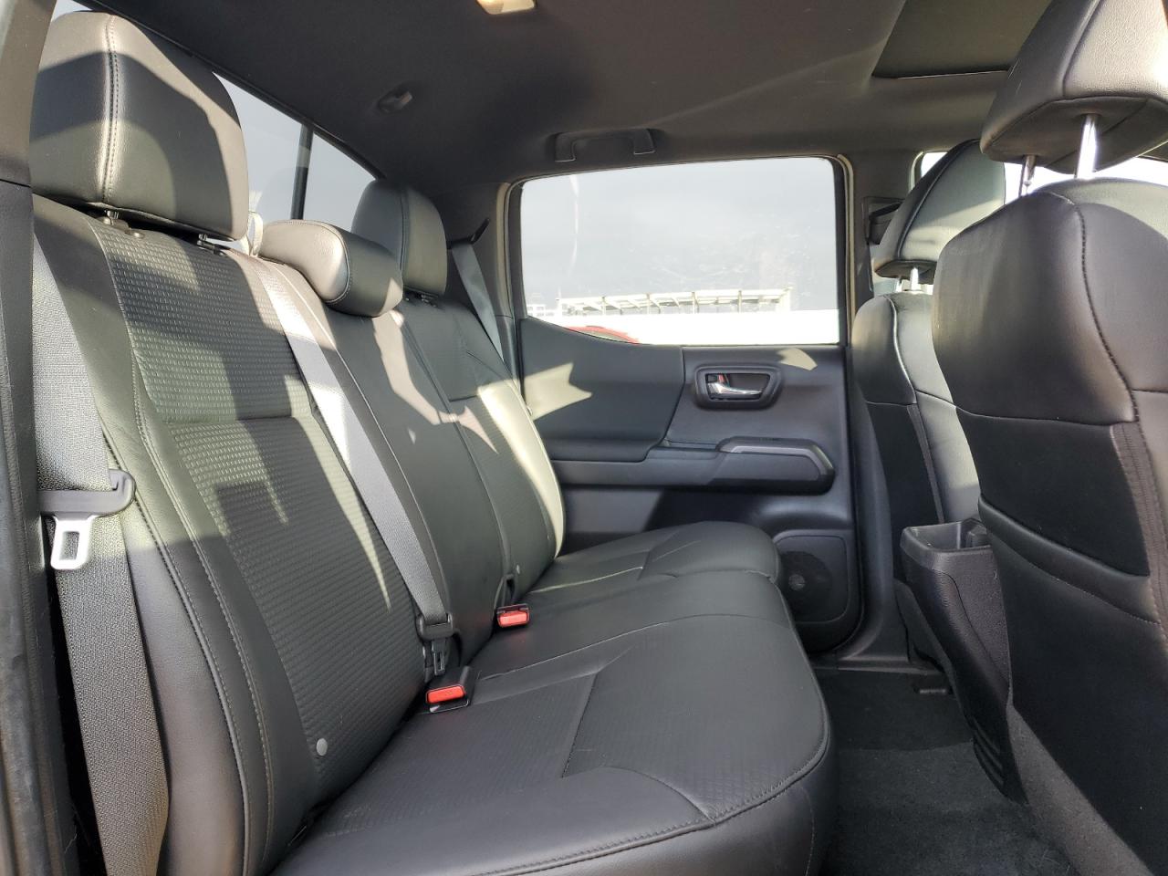 TOYOTA TACOMA DOUBLE CAB