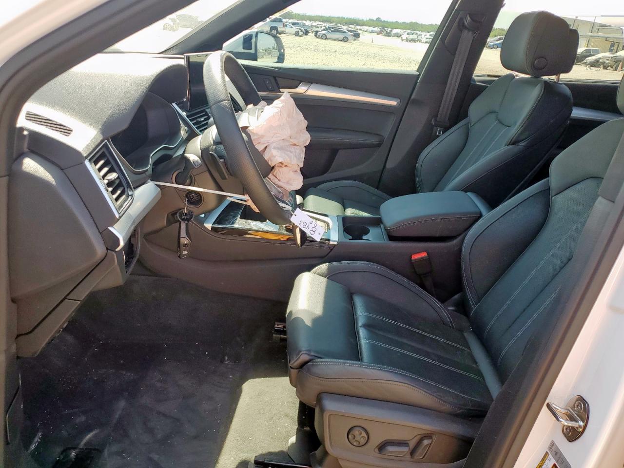 AUDI Q5 PREMIUM PLUS 45