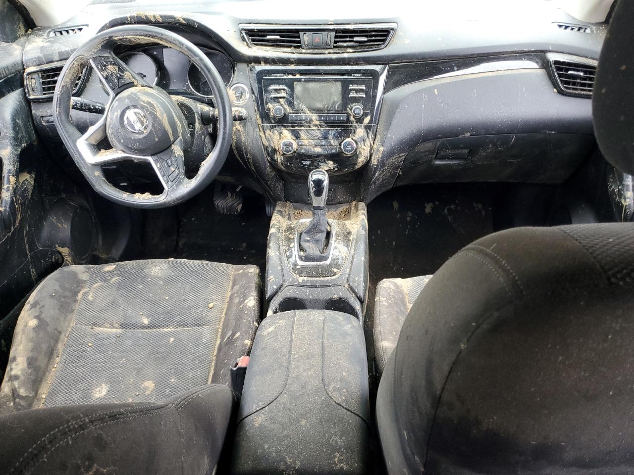 NISSAN ROGUE SPORT S