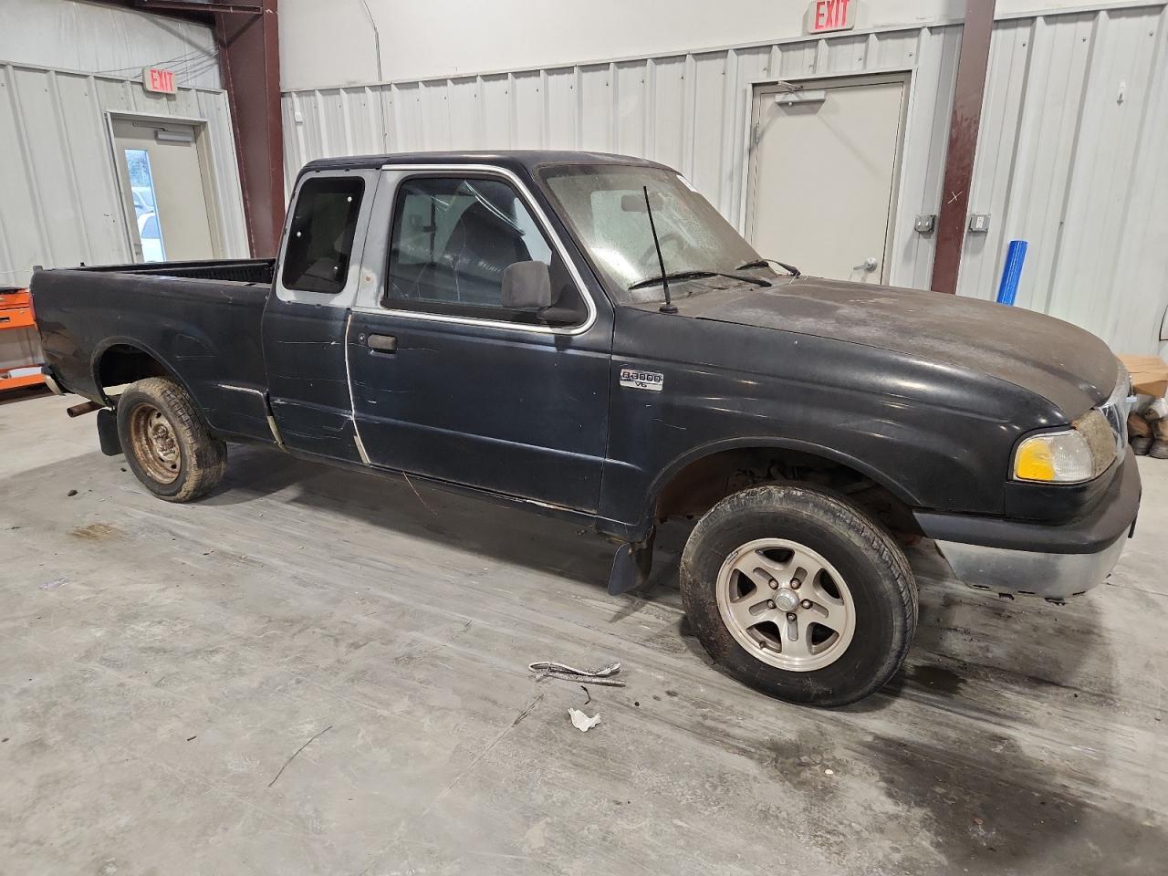 Lot #3275683788 1999 MAZDA B3000 CAB