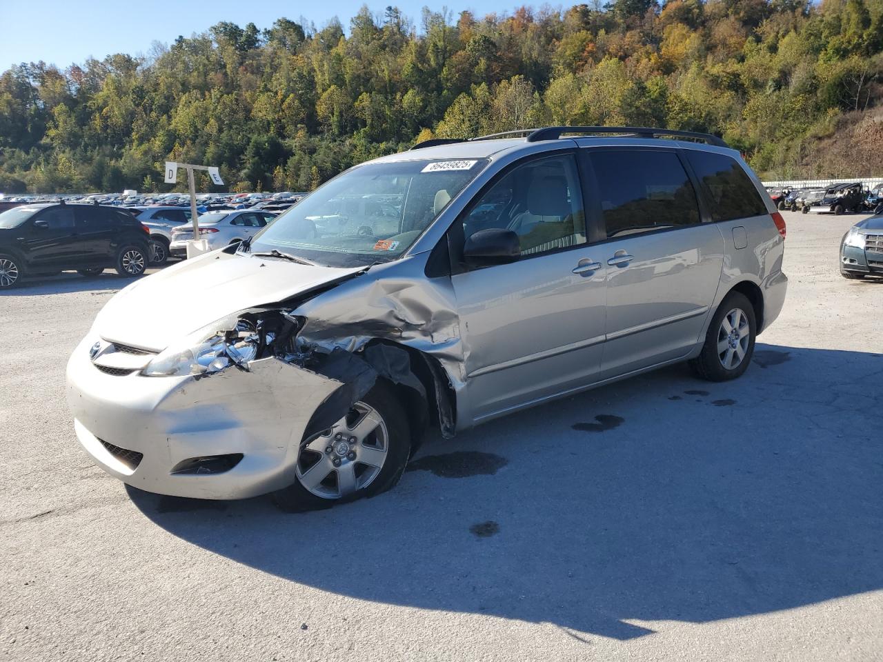 Lot #3285754649 2010 TOYOTA SIENNA CE