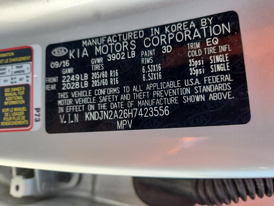 2017 KIA SOUL KNDJN2A26H7423556