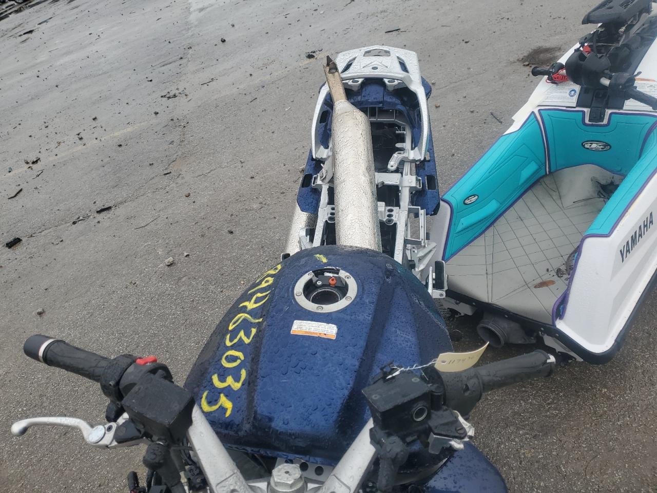 Lot #3302788908 2012 YAMAHA CE