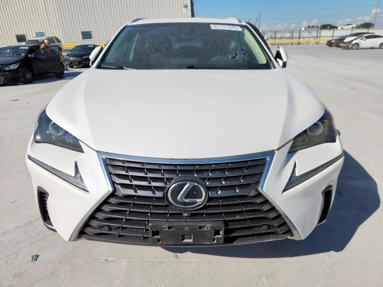 LEXUS NX 300 BASE