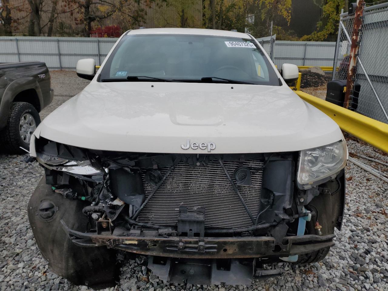 JEEP GRAND CHEROKEE LAREDO