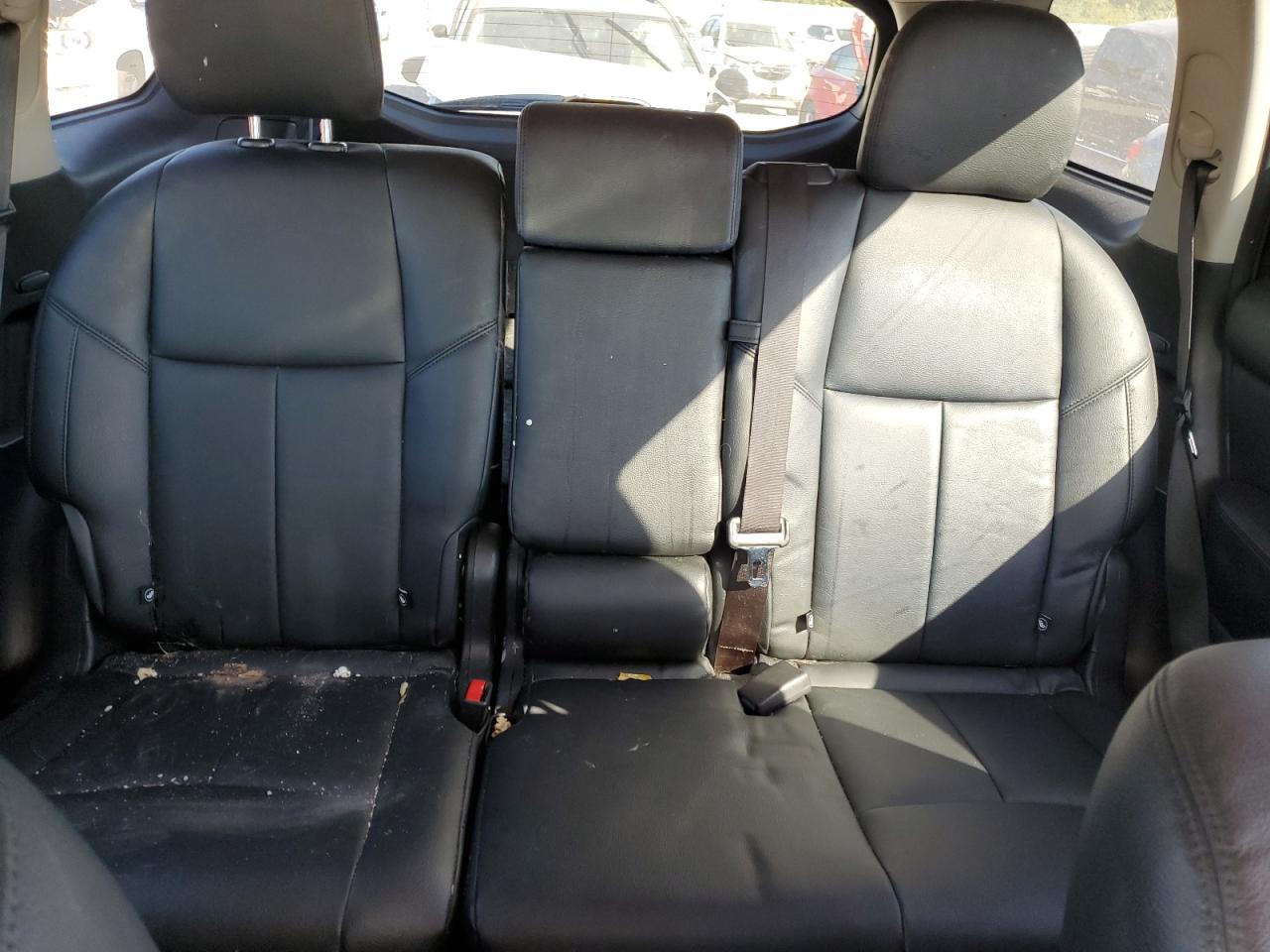 NISSAN PATHFINDER SV