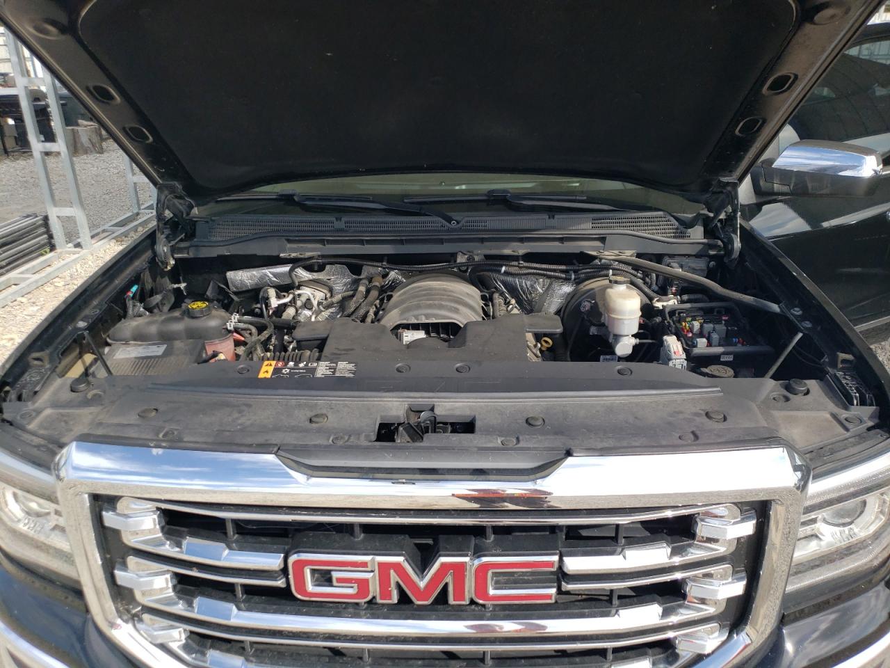 GMC SIERRA K1500 SLT