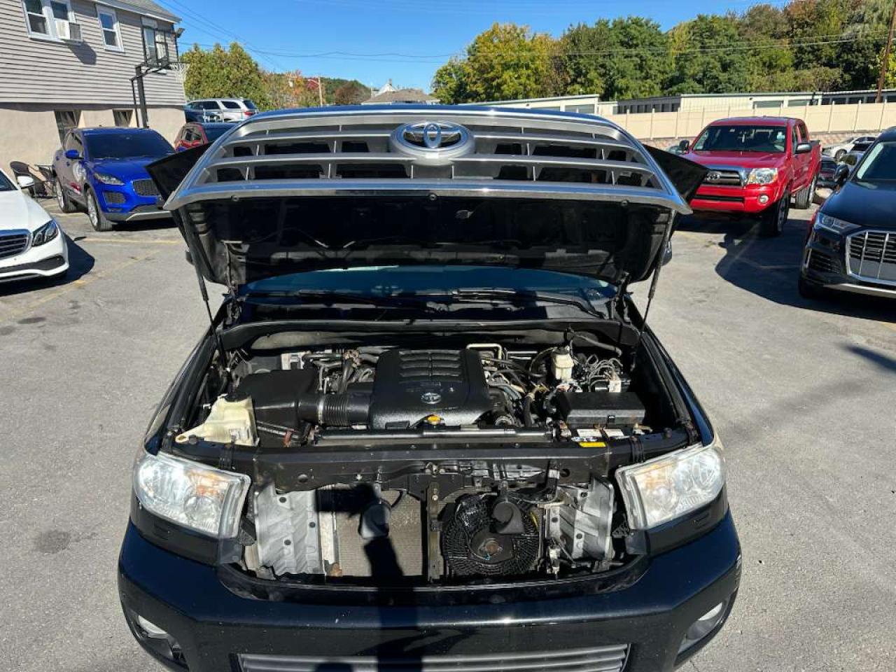 TOYOTA SEQUOIA LIMITED